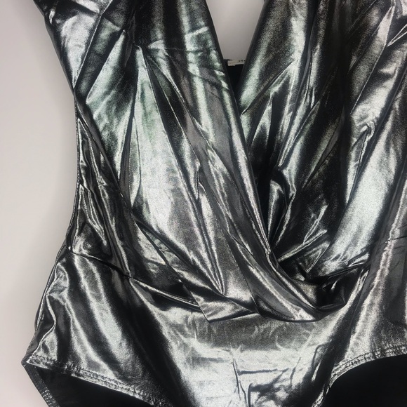 BearDance Metallic Bodysuit with tie - Picture 3 of 4